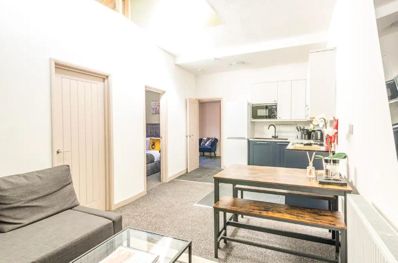 Apartamento Contemporary Upnor House With 2 Free Parking By Prescott *