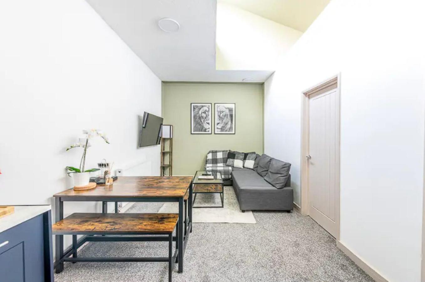 Contemporary Upnor House With 2 Free Parking By Prescott Apartamento